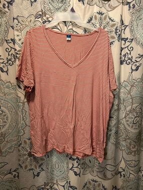 Old Navy Red and White Striped V-Neck Short Sleeve Top